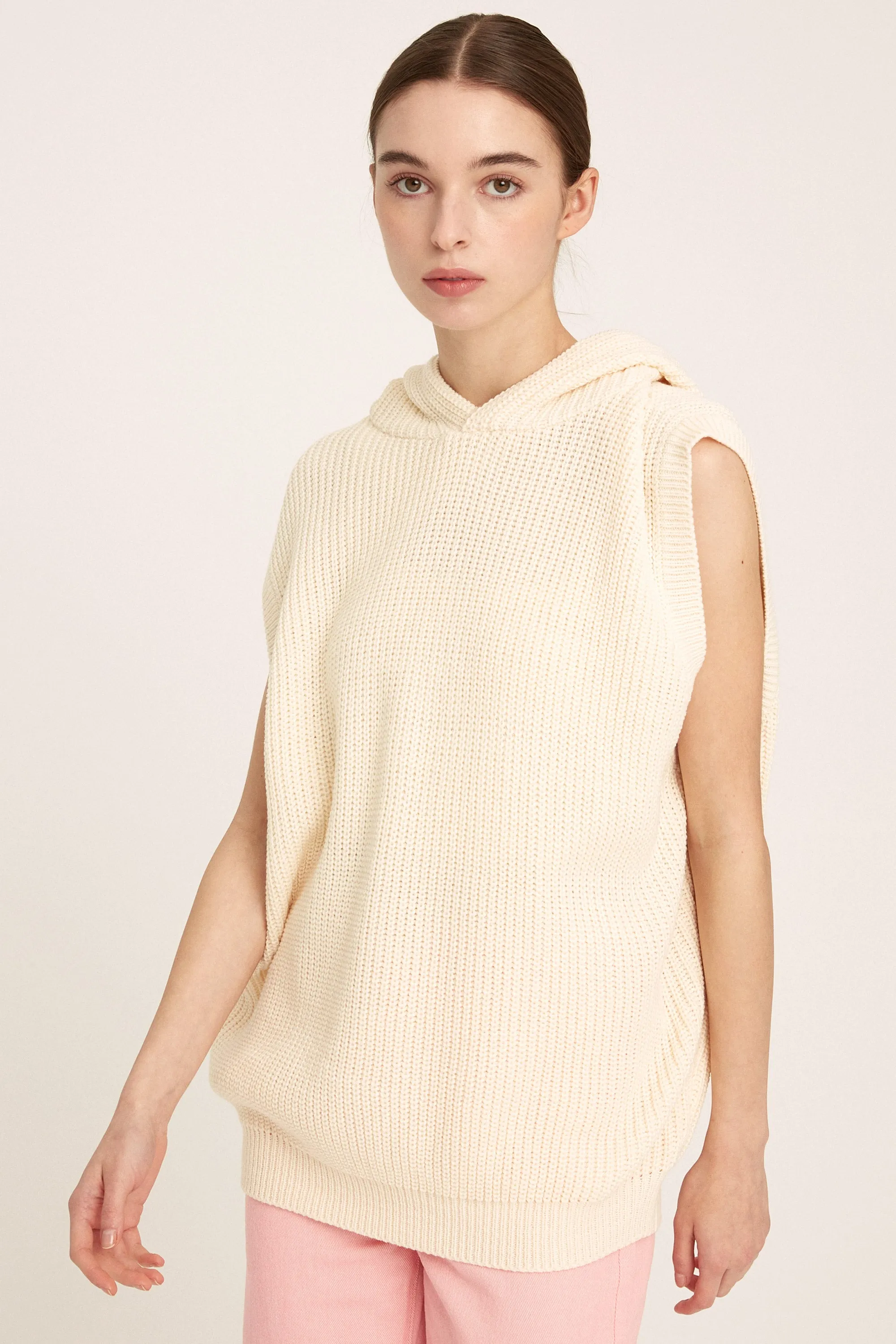 Rody Hooded Sleeveless Sweater